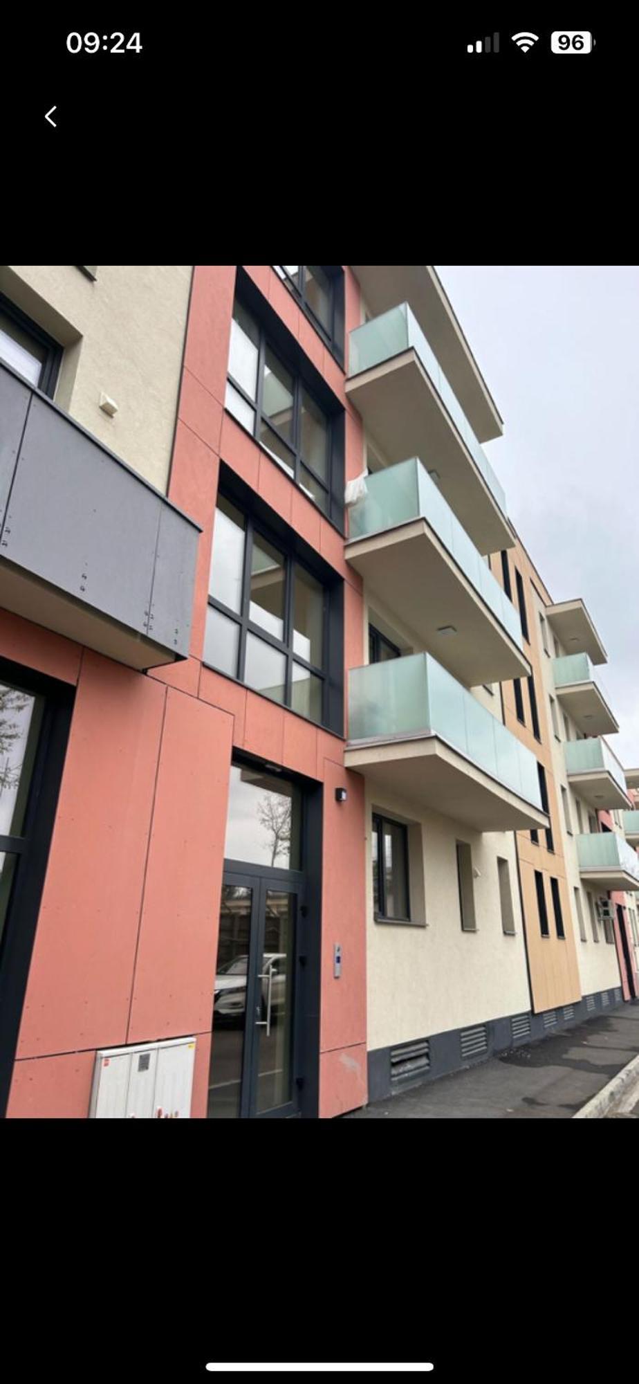 Becca'S Downtown Apartment With Private Parking Oradea Exterior photo